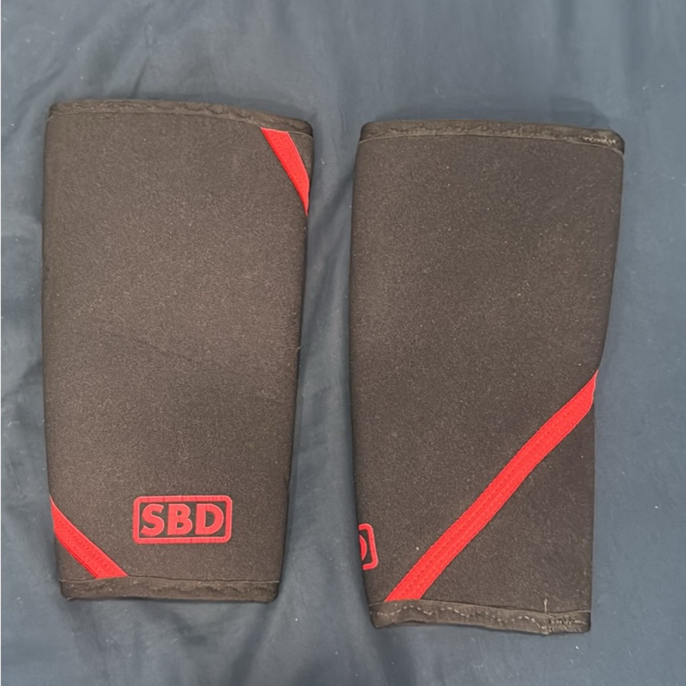 sbd apparel knee sleeve size Small